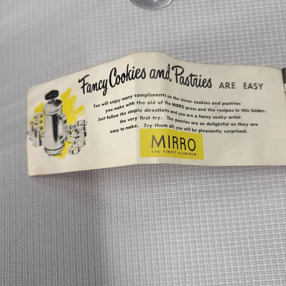 mirro vintage 1950s